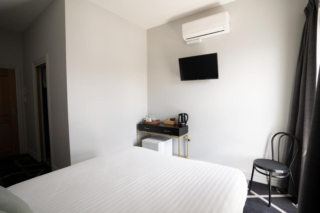 Sports Garden Hotel ลอนเชสตัน ภายนอก รูปภาพ